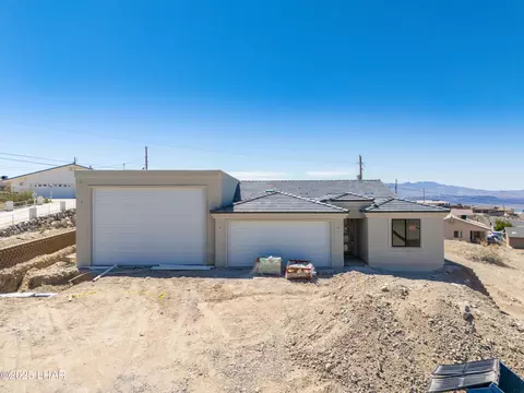 3694 Tehachapi Dr, Lake Havasu City, AZ 86404