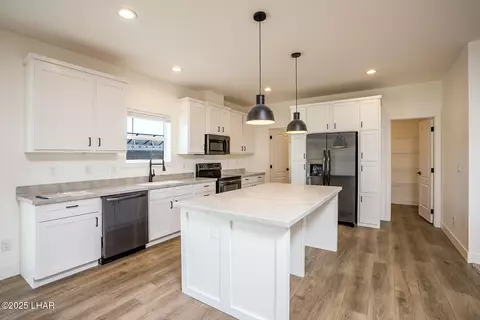 1556 Catherine Dr, Lake Havasu City, AZ 86404