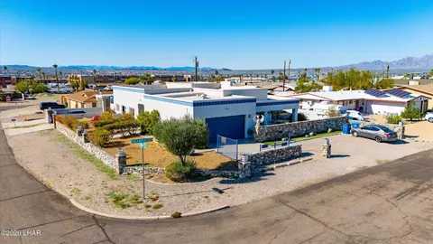 211 Columbine Dr, Lake Havasu City, AZ 86403