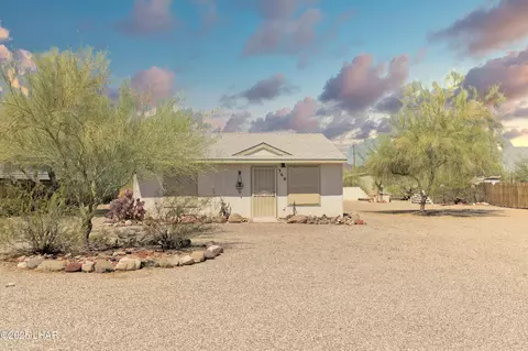 360 N Loma Vista Ln, Quartzsite, AZ 85346
