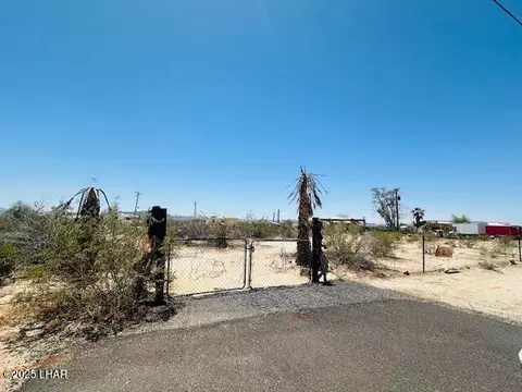 48880 Az-72, Bouse, AZ 85325