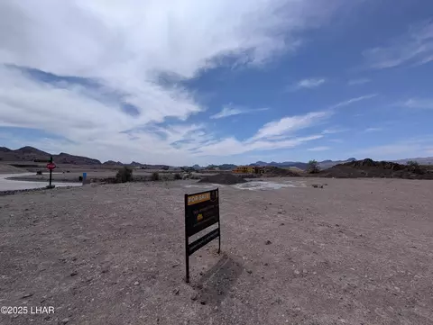 2438 Riviera Ridge Ct W, Lake Havasu City, AZ 86406