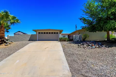 3667 Desert Garden Dr, Lake Havasu City, AZ 86404