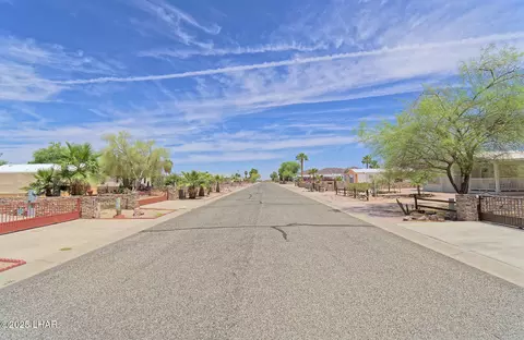 View/Area - 49689 Ruby Ave, Quartzsite, AZ 85346 photo 2 of 2