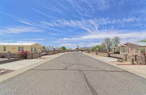 View/Area - 49689 Ruby Ave, Quartzsite, AZ 85346 photo 1 of 2