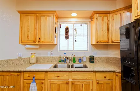 Kitchen - 49689 Ruby Ave, Quartzsite, AZ 85346 photo 4 of 4