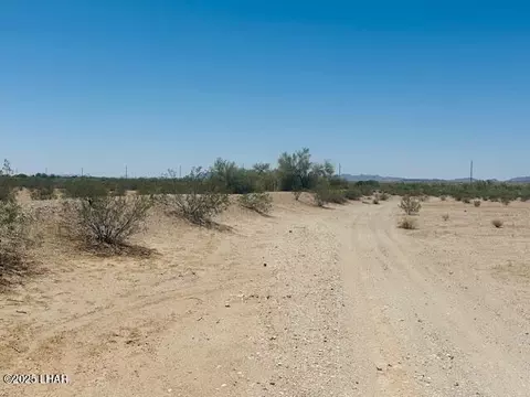 000 000, Bouse, AZ 85325 photo 3