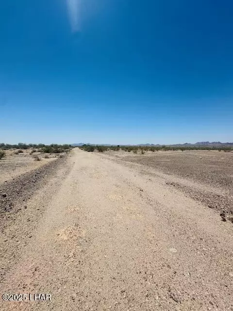 000 000, Bouse, AZ 85325 photo 14