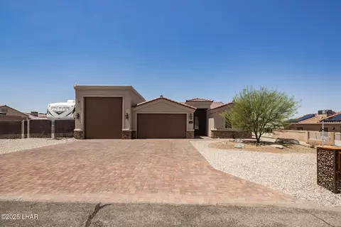 1331 Milan Dr, Lake Havasu City, AZ 86404