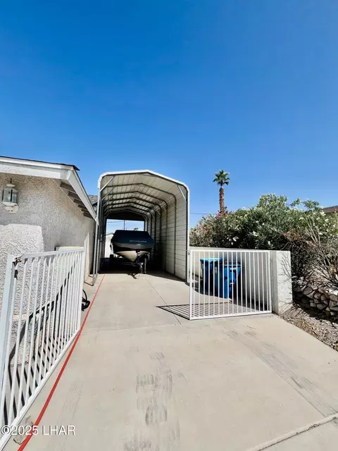 3517 Bluegrass Dr, Lake Havasu City, AZ 86406