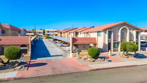 2085 Mesquite Ave #B14, Lake Havasu City, AZ 86403