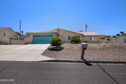 3620 Bluecrest Dr, Lake Havasu City, AZ 86406