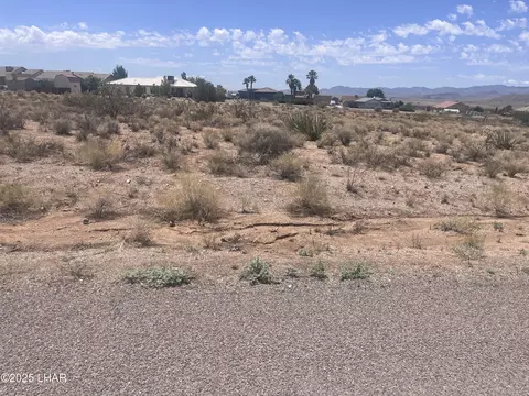 9349 Singletree Dr, Kingman, AZ 86401