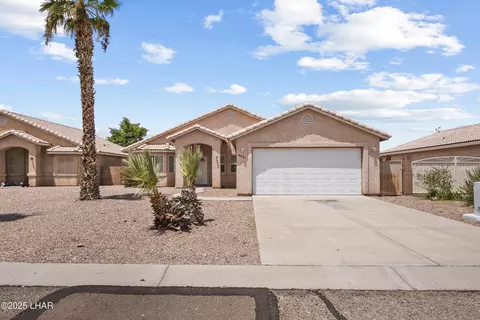 4891 Santa Evinita Rd, Fort Mohave, AZ 86426