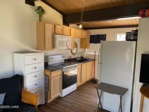 Kitchen - 9122 Riverside Drive Dr, Parker, AZ 85344 photo 1 of 2