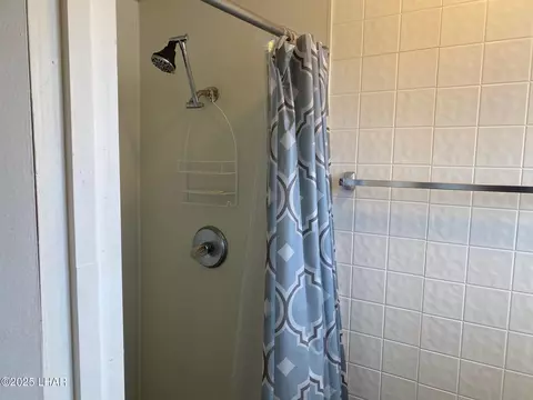 Bath - 9122 Riverside Drive Dr, Parker, AZ 85344 photo 4 of 4