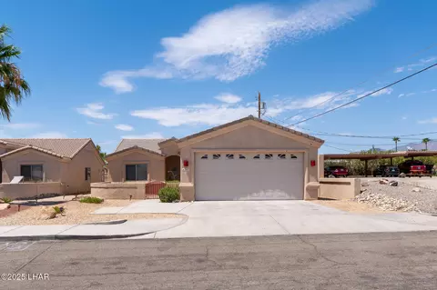 3055 Shoshone Dr #3/4, Lake Havasu City, AZ 86406