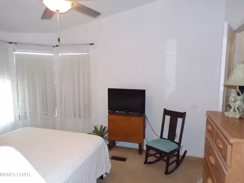 Bedroom - 44112 Ocotillo St, Bouse, AZ 85325 photo 8 of 12