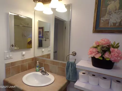 Bath - 44112 Ocotillo St, Bouse, AZ 85325 photo 9 of 10