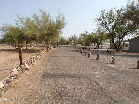 Exterior - 44112 Ocotillo St, Bouse, AZ 85325 photo 17 of 22