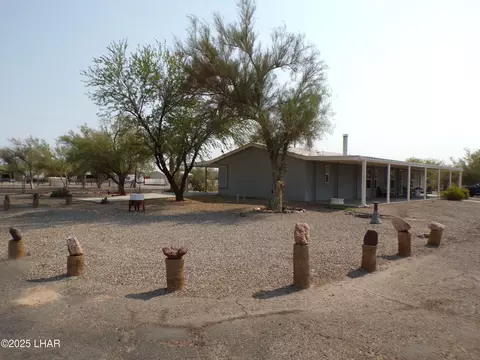 Exterior - 44112 Ocotillo St, Bouse, AZ 85325 photo 12 of 22