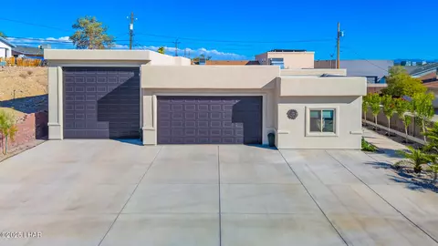 3391 Oasis Dr, Lake Havasu City, AZ 86404