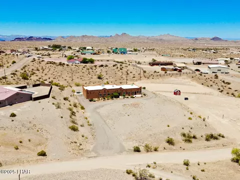 7555 N Valley View Dr, Lake Havasu City, AZ 86404