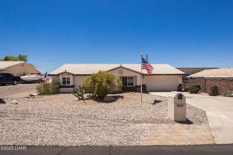 645 Mohican Dr, Lake Havasu City, AZ 86406