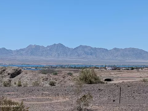 2423 Sunset Rdg Ct W, Lake Havasu City, AZ 86406
