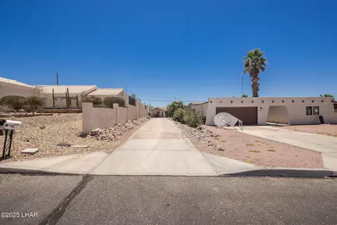 2916 Cisco Dr S, Lake Havasu City, AZ 86403