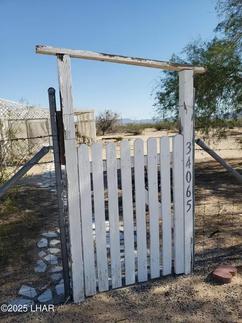 34065 71st St, Bouse, AZ 85325 photo 6