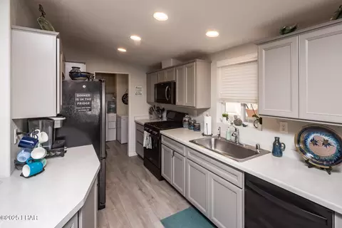 Kitchen - 452 E Riverfront Dr, Parker, AZ 85344 photo 1 of 3
