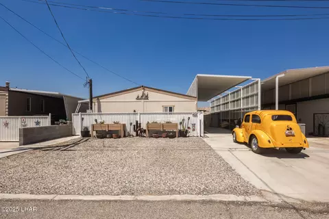 452 E Riverfront Dr, Parker, AZ 85344