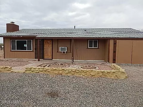 25290 Ochoco Way, Bouse, AZ 85325