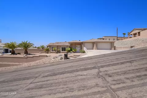 1201 Amigo Way, Lake Havasu City, AZ 86404