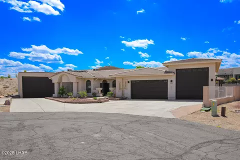 302 Mulberry Cir, Lake Havasu City, AZ 86403
