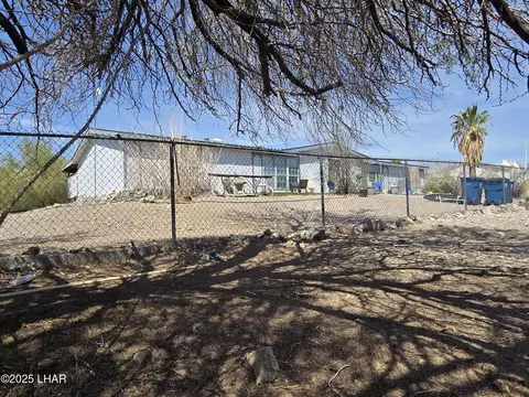 4017 Little Finger Rd, Lake Havasu City, AZ 86406