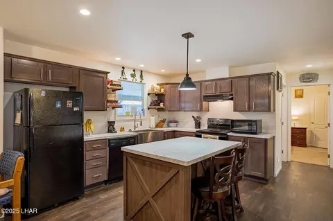 3043 William Dr, Lake Havasu City, AZ 86404