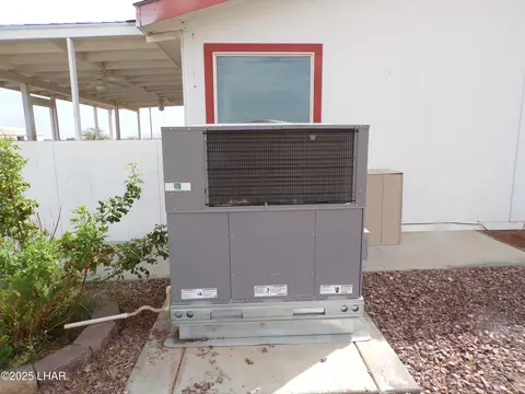 49043 Bald Eagle Ln, Bouse, AZ 85325 photo 42