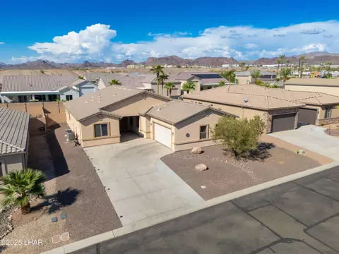 1915 Savannah Dr, Lake Havasu City, AZ 86404