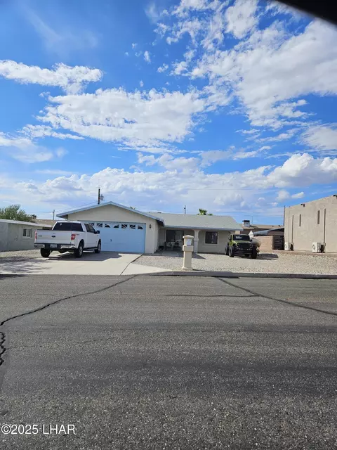 2955 Aladdin Dr, Lake Havasu City, AZ 86404