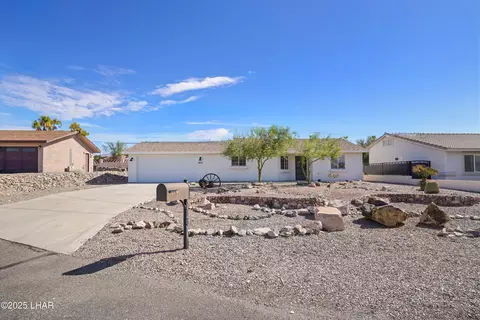 3413 Landau Ln, Lake Havasu City, AZ 86406