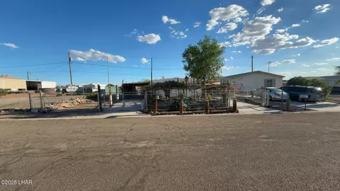 1981 Bayshore Rd, Lake Havasu City, AZ 86404
