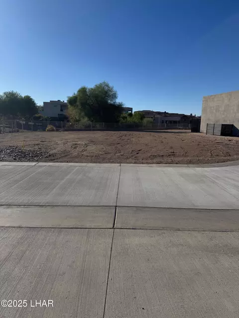 1651 Sailing Hawks Lot 103 Dr, Lake Havasu City, AZ 86404