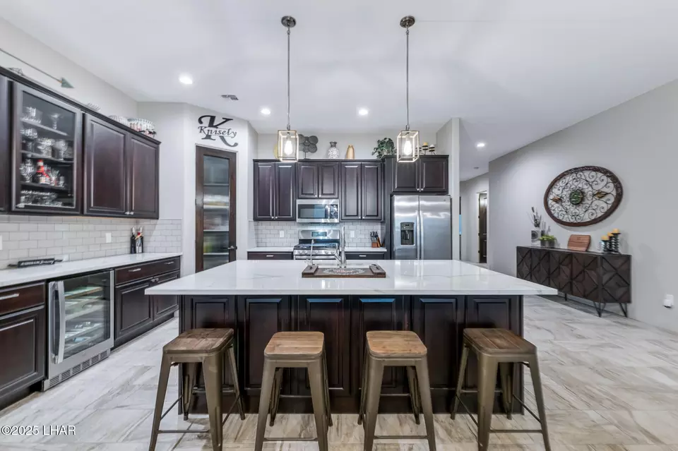 Kitchen - 1640 E Raintree Ave, Lake Havasu City, AZ 86404 photo 6 of 7