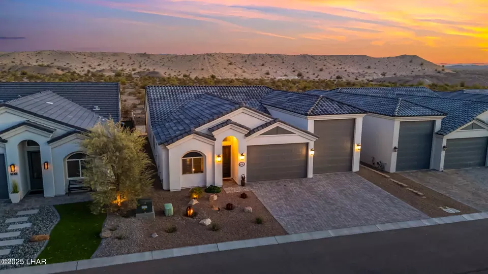 Exterior - 1640 E Raintree Ave, Lake Havasu City, AZ 86404 photo 11 of 12