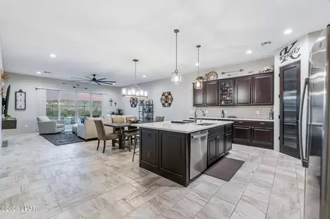 Kitchen - 1640 E Raintree Ave, Lake Havasu City, AZ 86404 photo 1 of 7