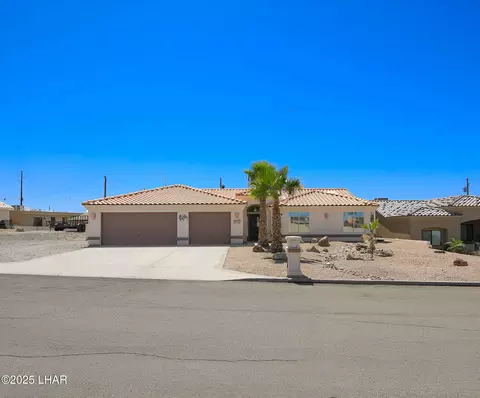 2050 Burgundy Dr, Lake Havasu City, AZ 86404