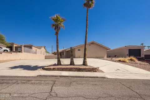 2760 Castaway Dr, Lake Havasu City, AZ 86406