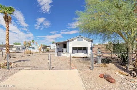 648 W Emerald Dr, Quartzsite, AZ 85346